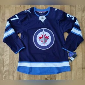 Winnipeg Jets Connor Hellebuyck Adidas Home Jersey Size 50 New NWT